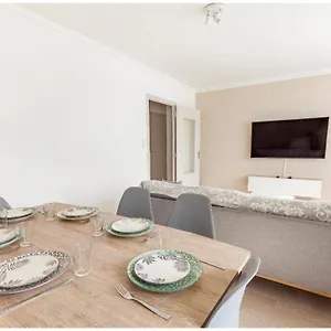 appartement-6-rodez.midi-pyreneeshotels.com/