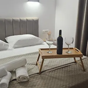 bllok-scandi-apartments.albaniahotels.org/